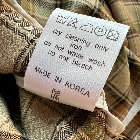 Haleine Beige Multi Plaid Long Sleeve 2 Button Front Oversized Wool Blazer - Picture 10 of 10